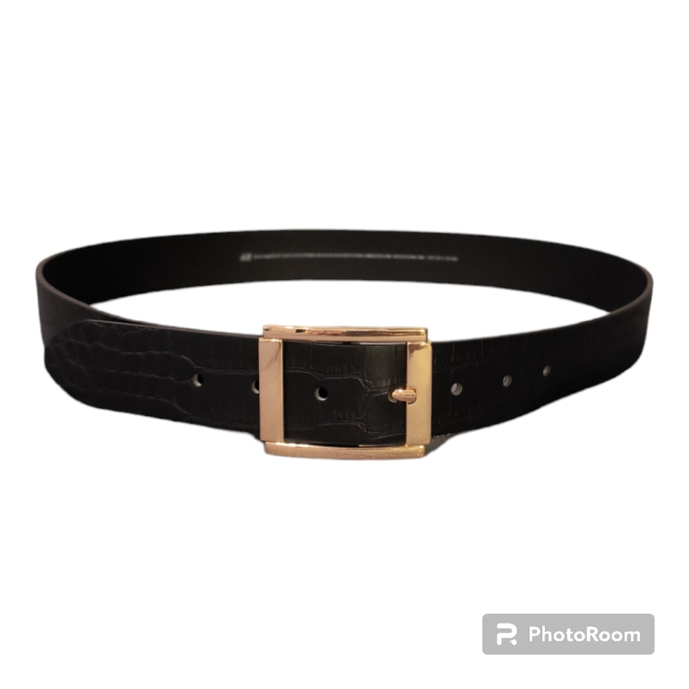 NWOT H&M Size M Black Belt